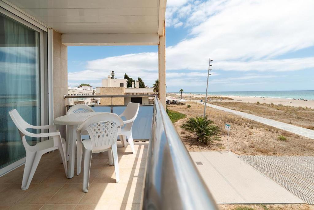 Apartamentos Denis Castelldefels Exteriér fotografie