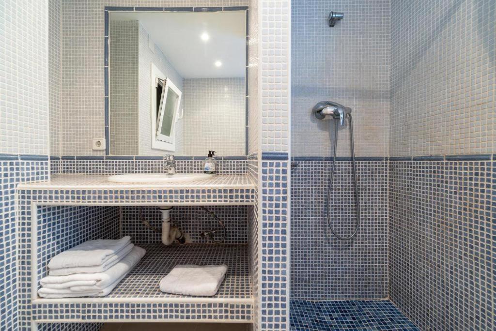 Apartamentos Denis Castelldefels Exteriér fotografie