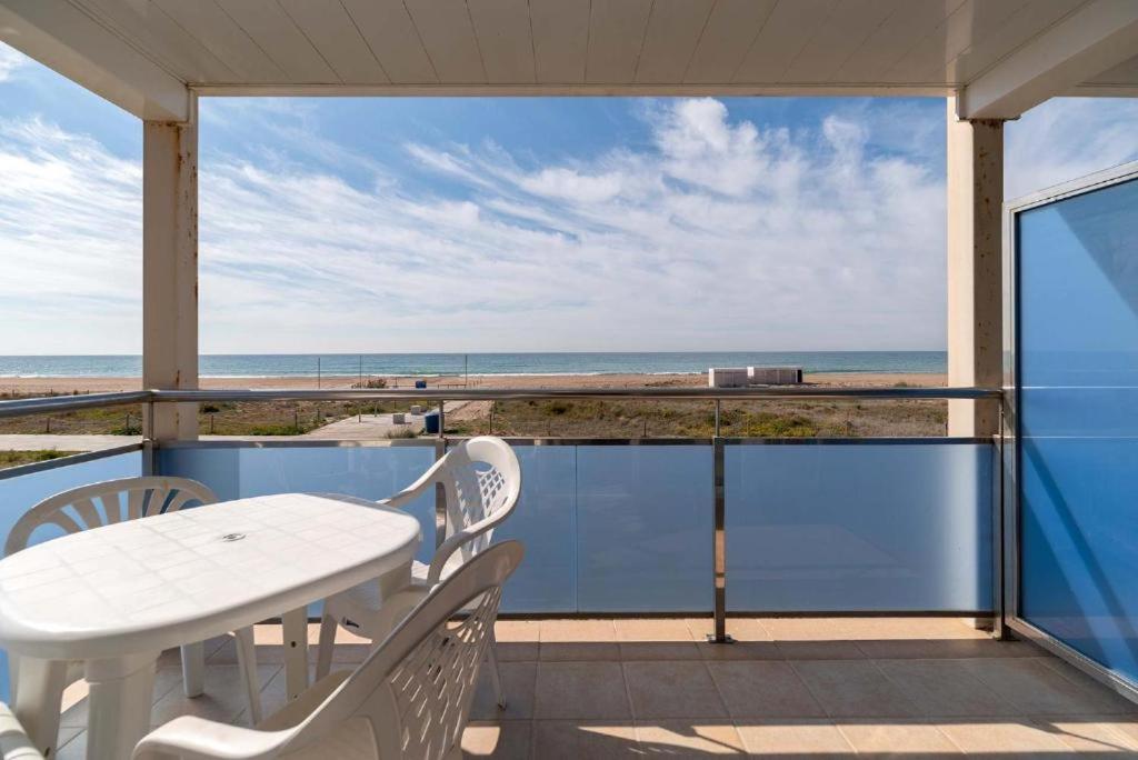 Apartamentos Denis Castelldefels Exteriér fotografie
