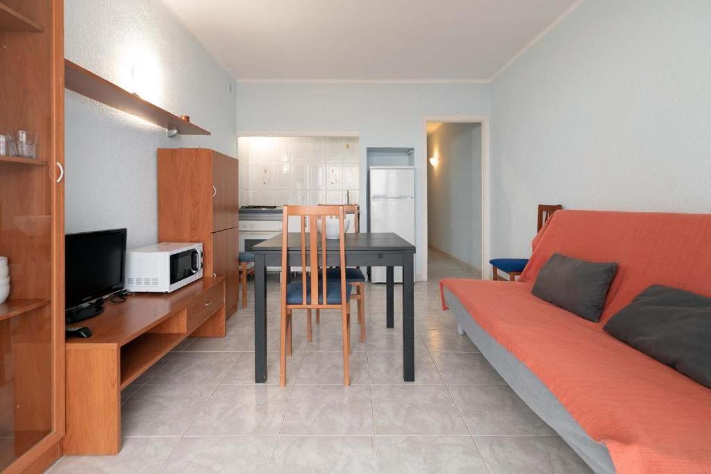 Apartamentos Denis Castelldefels Exteriér fotografie